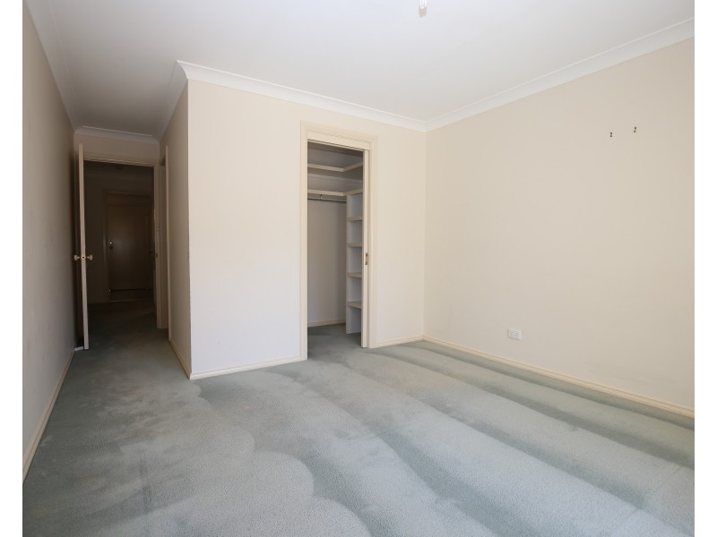 2/1 Terry Turner Drive, Orange NSW 2800