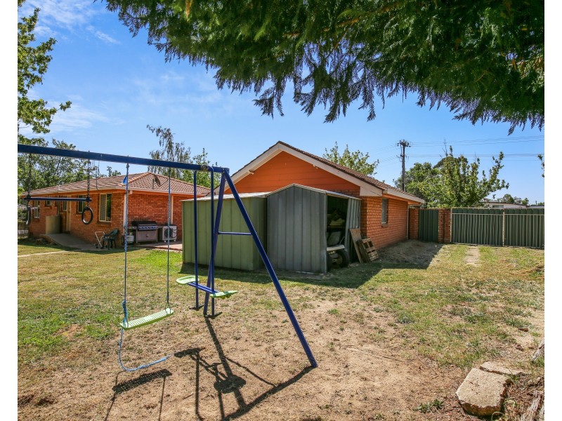 1 Bowen Place, Orange NSW 2800