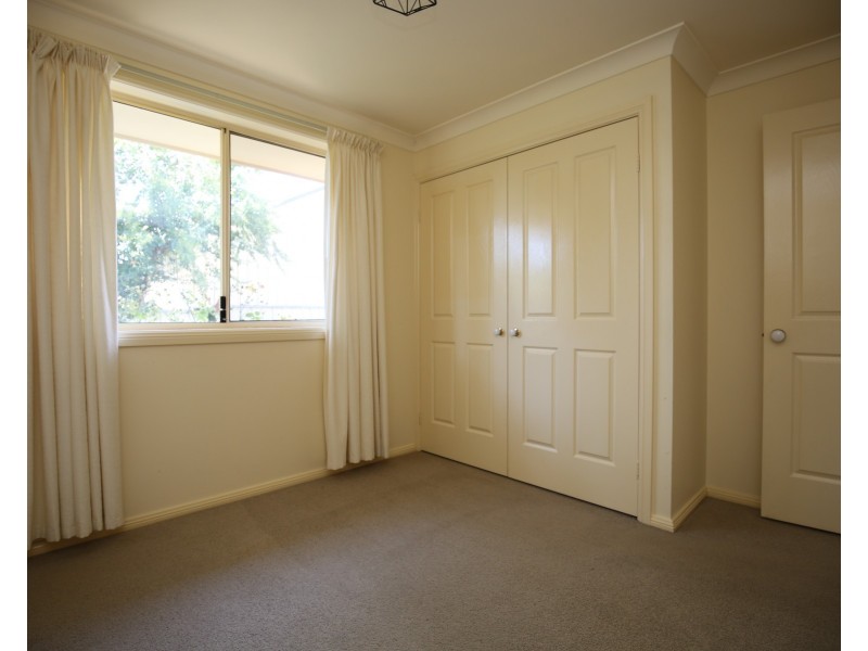 4/7 Spring Street, Orange NSW 2800