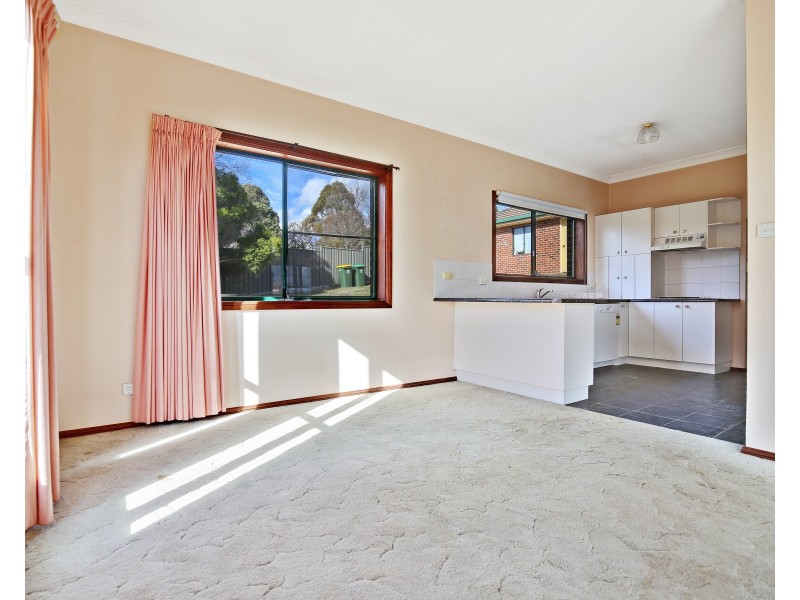 4 Mount Lindsay Drive, Orange NSW 2800