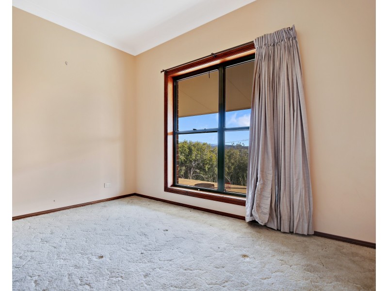 4 Mount Lindsay Drive, Orange NSW 2800