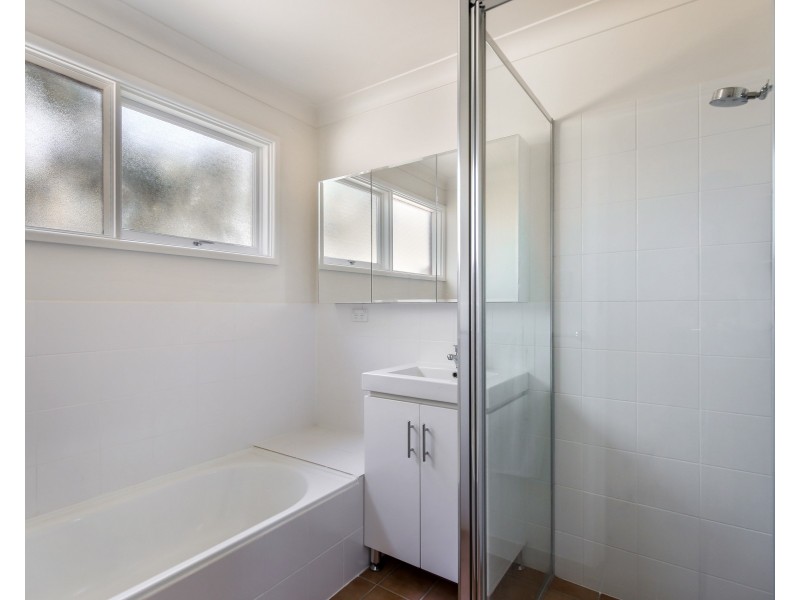 9 The Billabong Clifton Grove, Orange NSW 2800