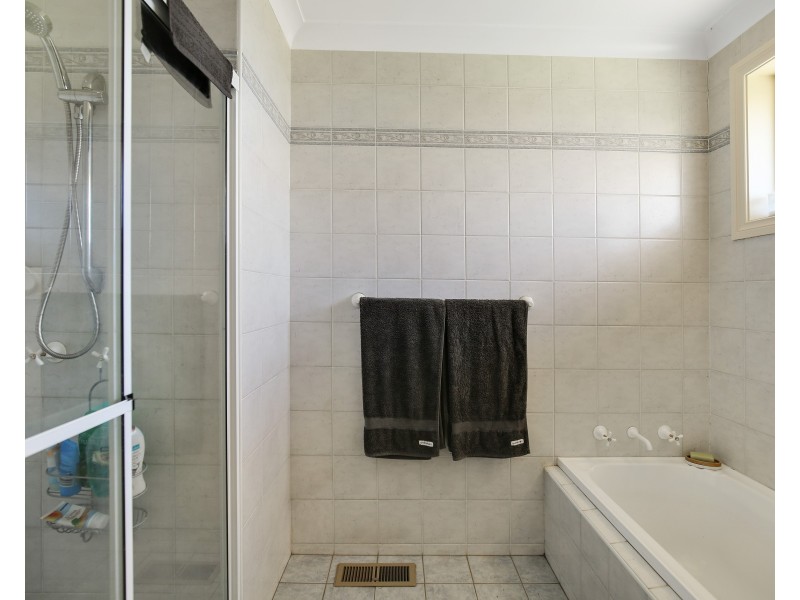 30 Glendale Crescent, Orange NSW 2800