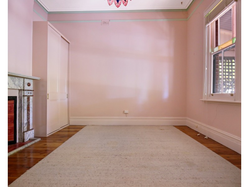 38 AUTUMN STREET, Orange NSW 2800