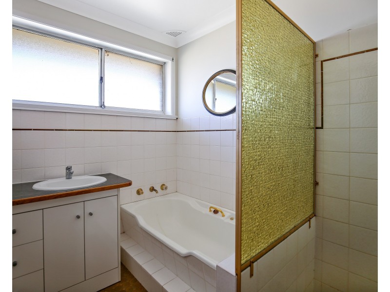 16 Ophir Street, Orange NSW 2800