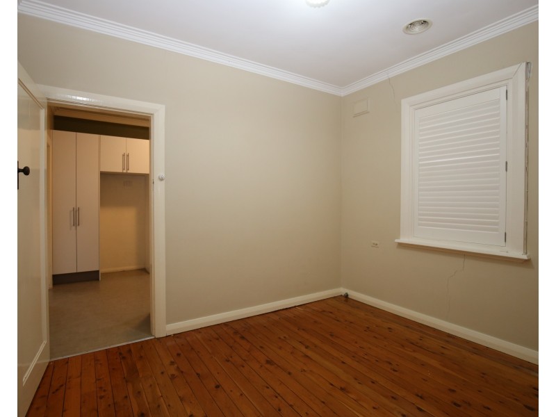 21 Thomas Street, Orange NSW 2800