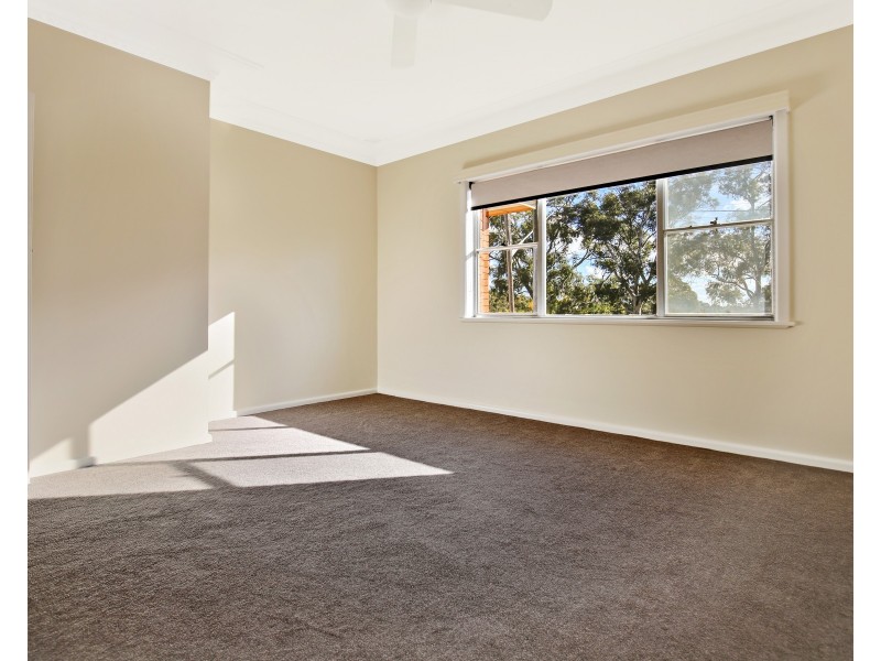 154 Clinton Street, Orange NSW 2800