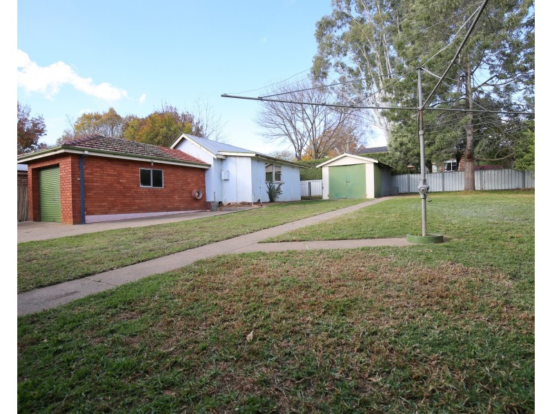 154 Clinton Street, Orange NSW 2800