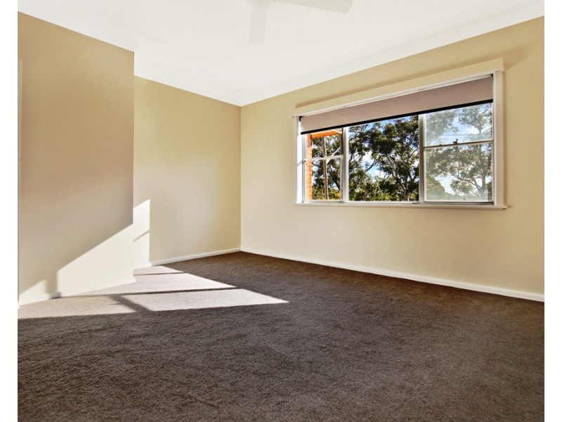 154 Clinton Street, Orange NSW 2800