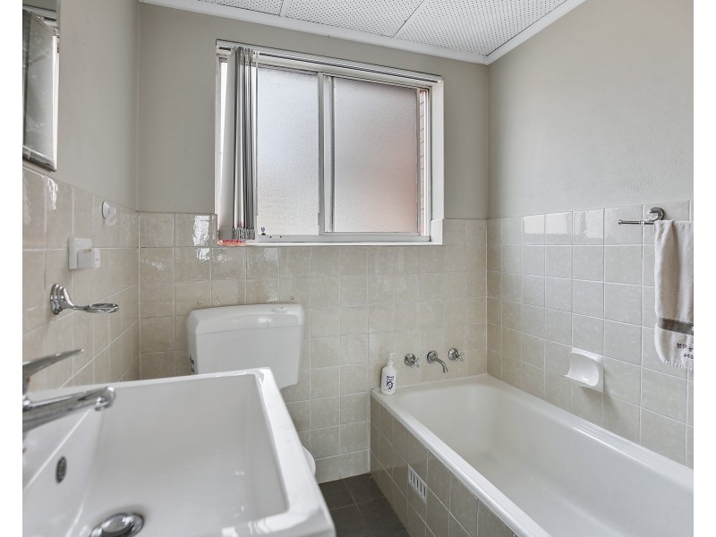 3/14 Burrendong Way, Orange NSW 2800