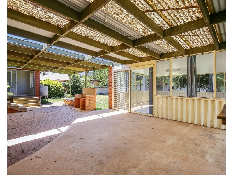 10 James Ryan Avenue, Orange NSW 2800