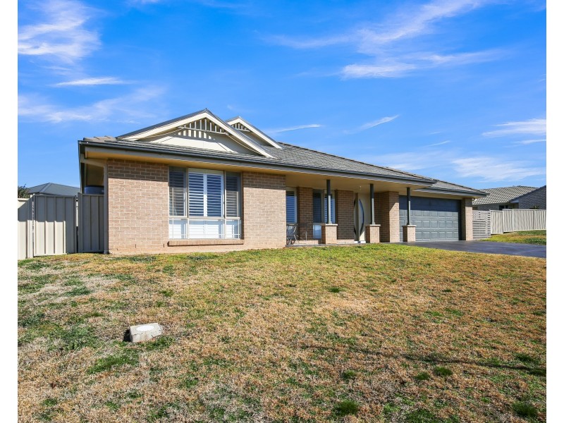 45 Jonathon Road, Orange NSW 2800