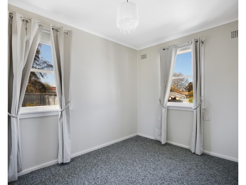 6 Lane Place, Orange NSW 2800