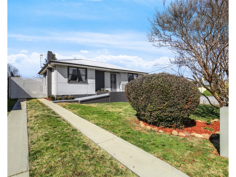 6 Lane Place, Orange NSW 2800