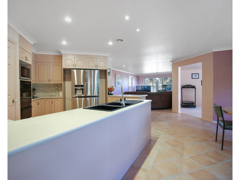 12 Bilton Place, Orange NSW 2800