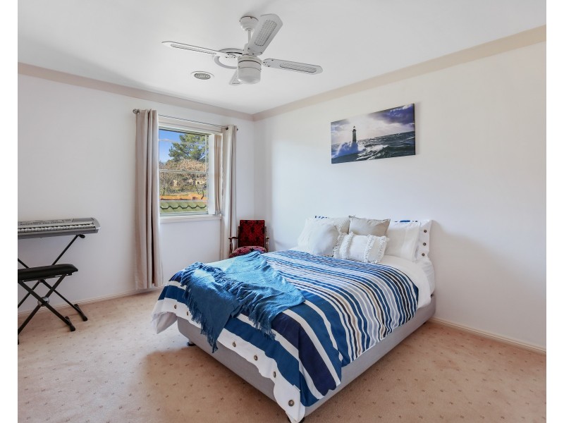 12 Bilton Place, Orange NSW 2800