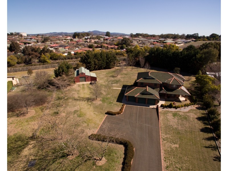 12 Bilton Place, Orange NSW 2800