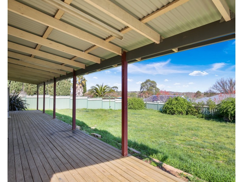 35 Quinlan Run, Orange NSW 2800