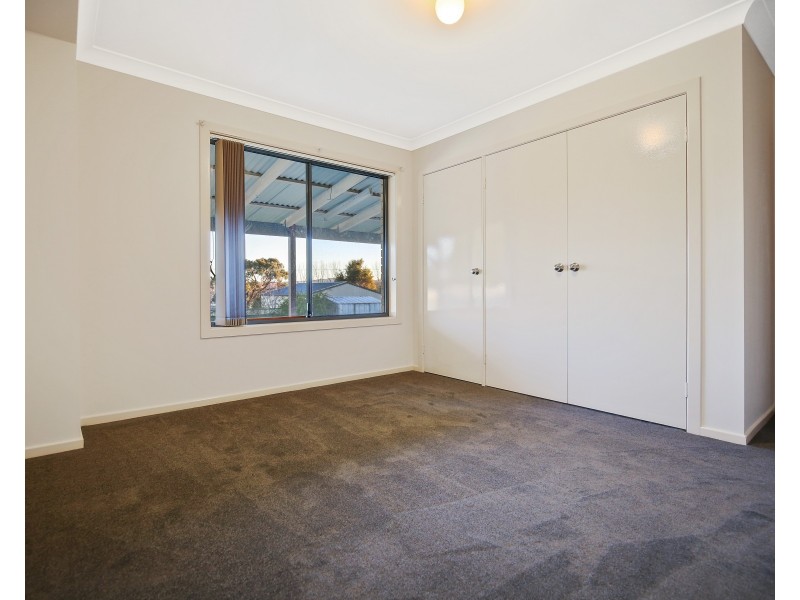 35 Quinlan Run, Orange NSW 2800