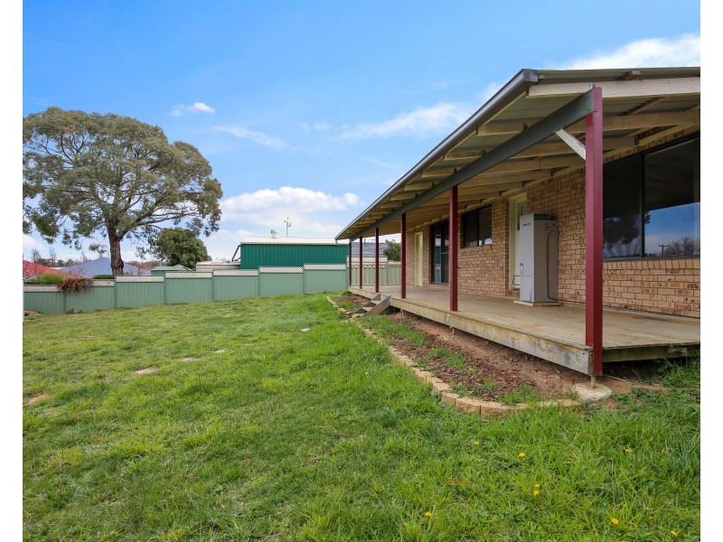 35 Quinlan Run, Orange NSW 2800