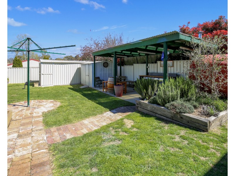 10  Treweeke Street, Orange NSW 2800