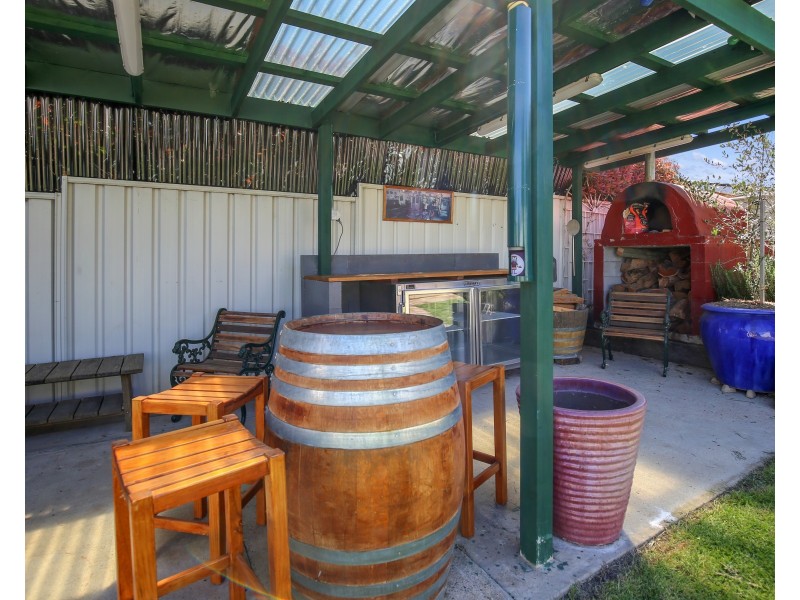 10  Treweeke Street, Orange NSW 2800