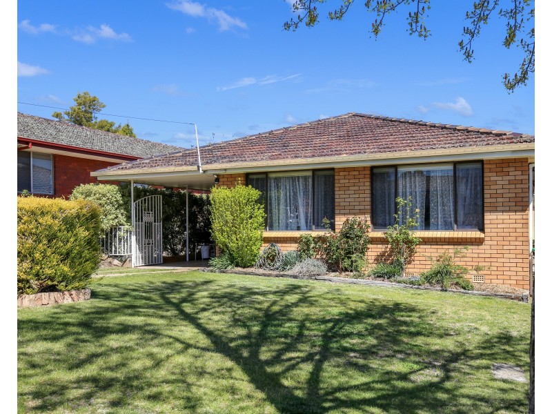 10  Treweeke Street, Orange NSW 2800
