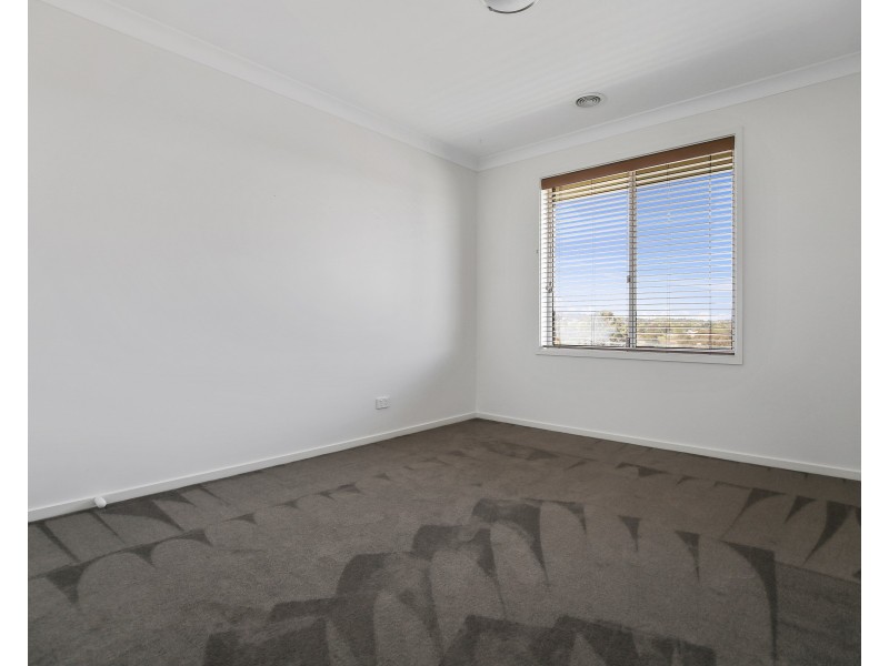 23 Quinlan Run, Orange NSW 2800