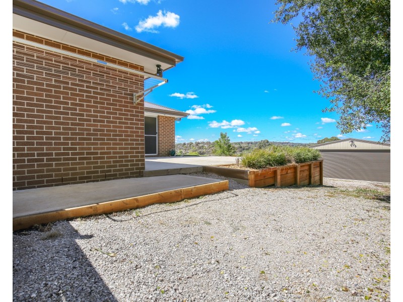23 Quinlan Run, Orange NSW 2800