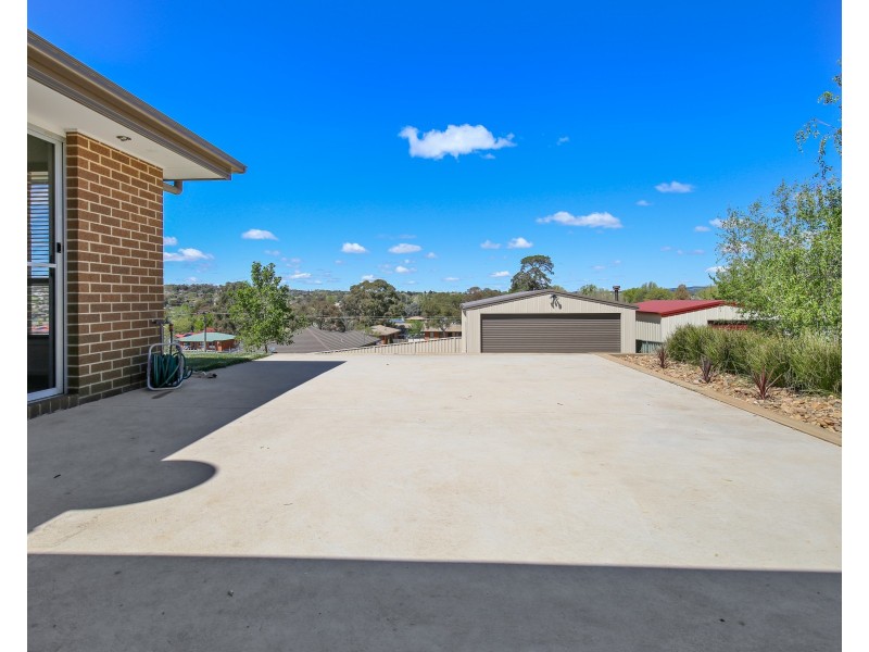 23 Quinlan Run, Orange NSW 2800
