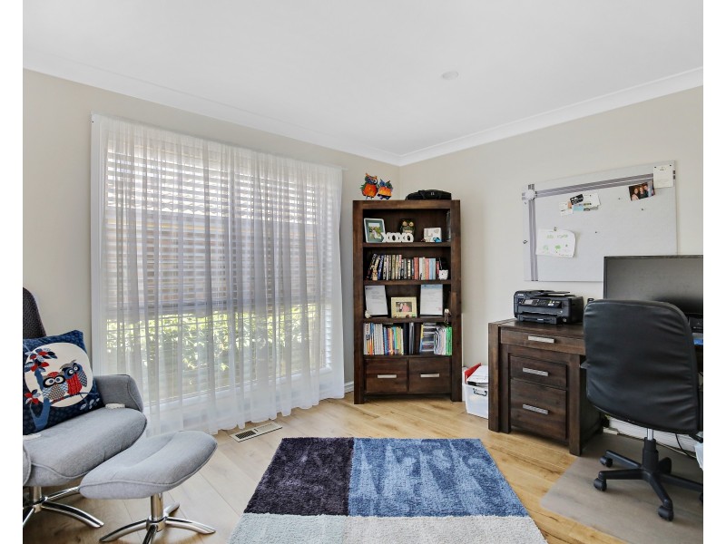 17 Sheldon Crescent, Orange NSW 2800