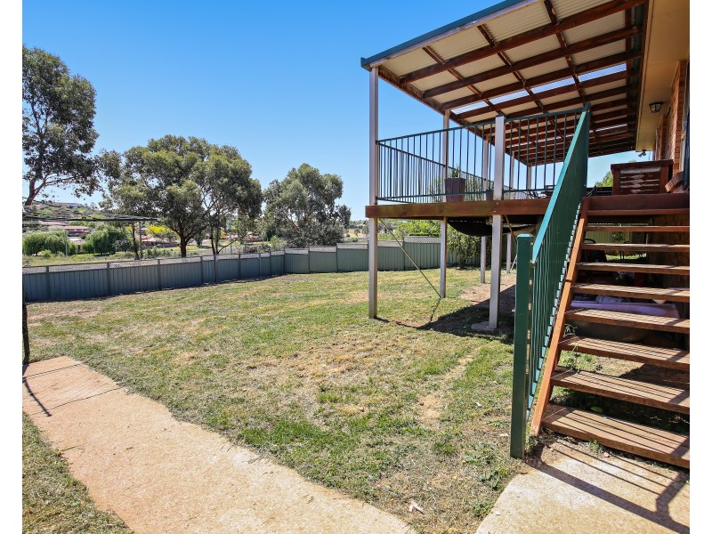 17 Sheldon Crescent, Orange NSW 2800