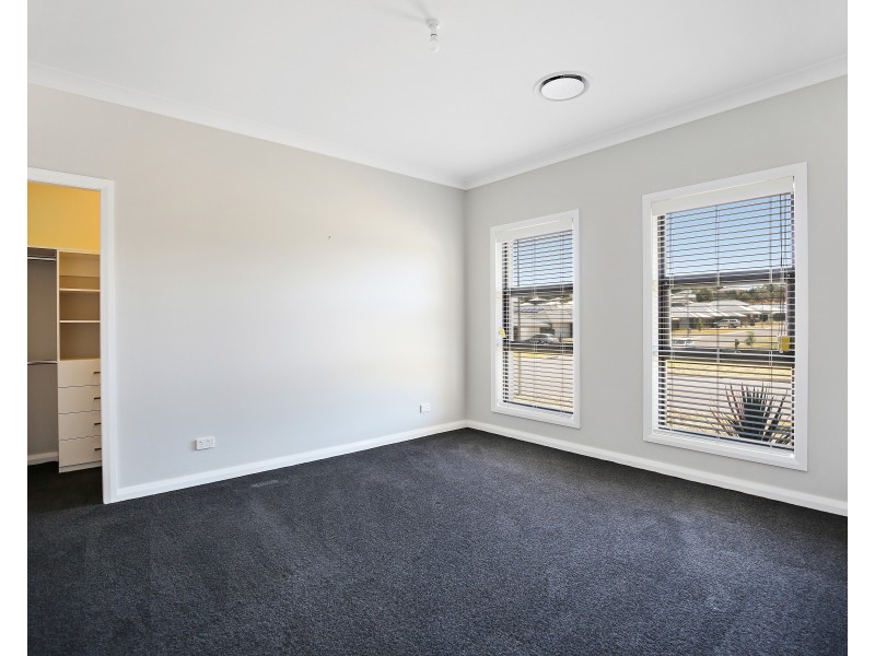 78 Valencia Drive, Orange NSW 2800