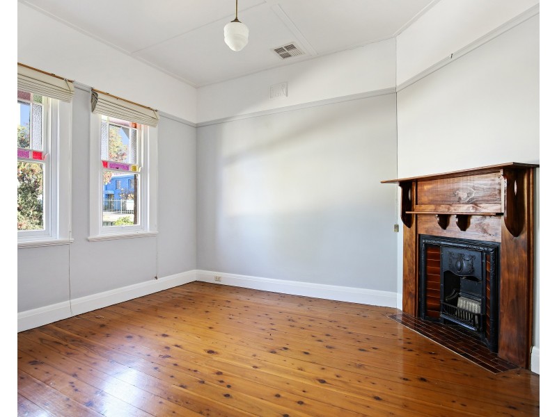 91 Peisley Street, Orange NSW 2800