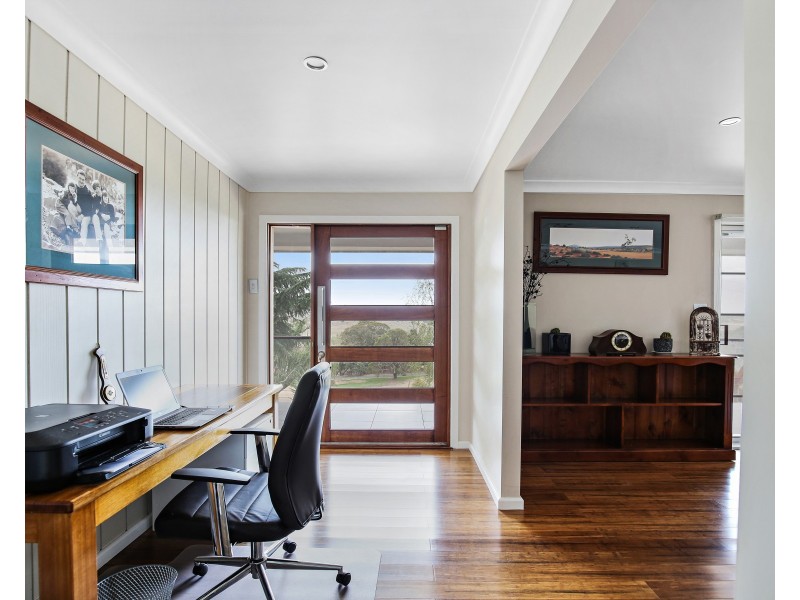 4 The Overflow Clifton Grove, Orange NSW 2800