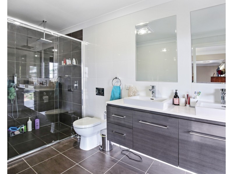 4 The Overflow Clifton Grove, Orange NSW 2800