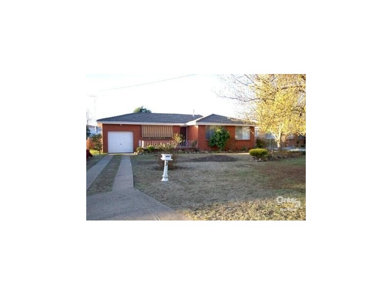 3 MARKHAM AVENUE, Orange NSW 2800