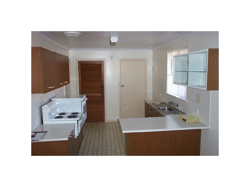 3 MARKHAM AVENUE, Orange NSW 2800