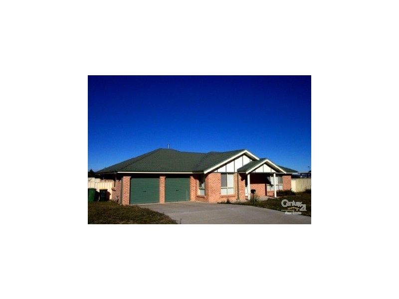 2/1 TERRY TURNER DRIVE, Orange NSW 2800