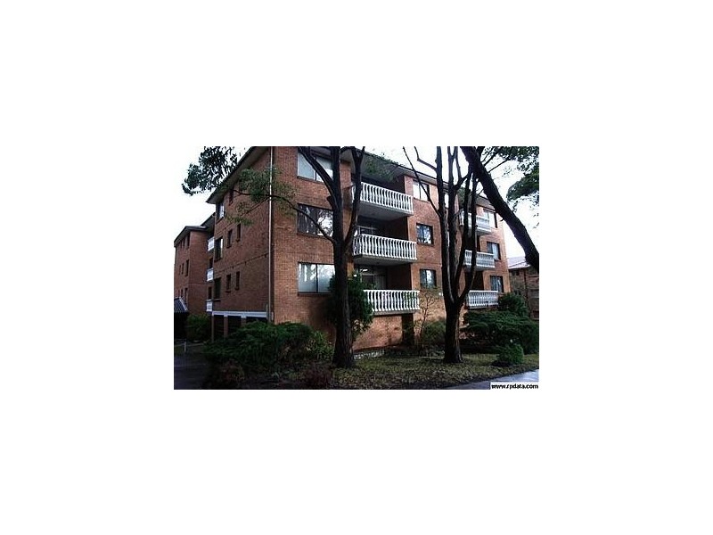11/16-20 Hampton Court Road, Carlton NSW 2218