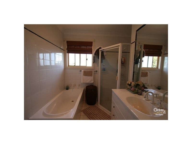 8/14-16 Bower Street, Roselands NSW 2196