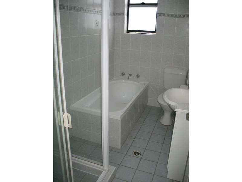 2/33-37 West Street, Hurstville NSW 2220