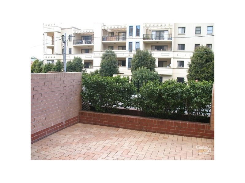 2/33-37 West Street, Hurstville NSW 2220