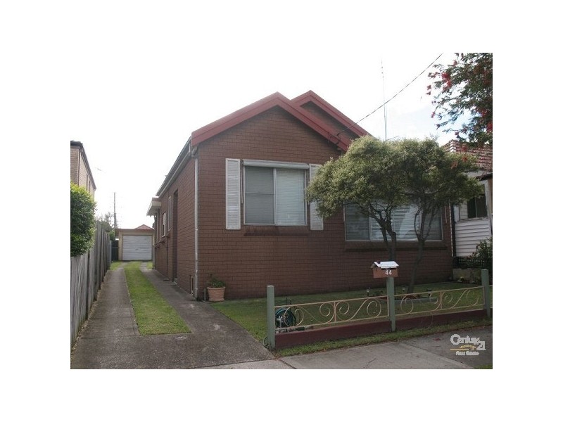 44 Chamberlain Road, Bexley NSW 2207