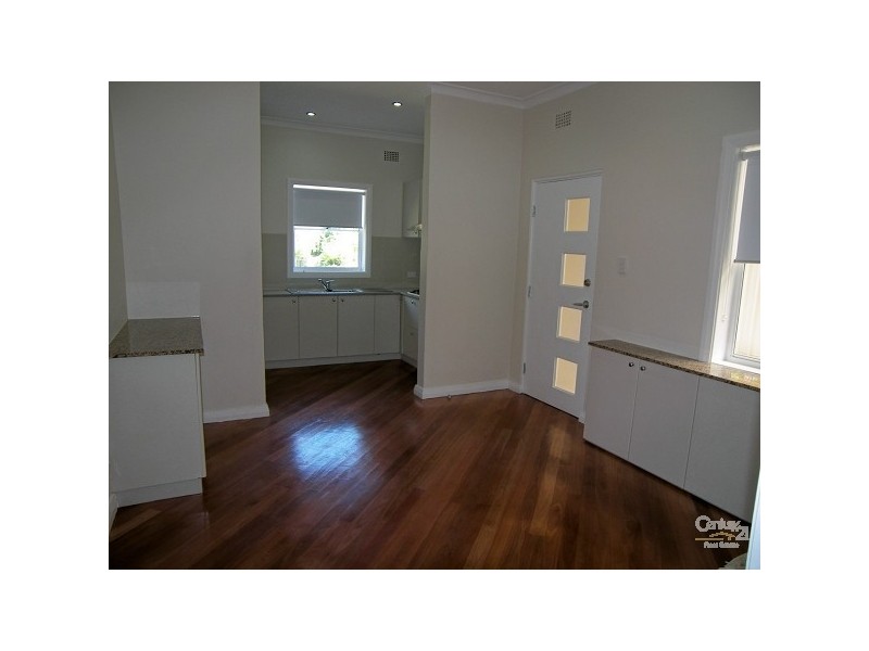 11 Kilkee Avenue, Kingsgrove NSW 2208