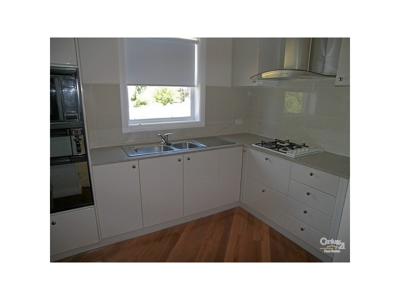 11 Kilkee Avenue, Kingsgrove NSW 2208