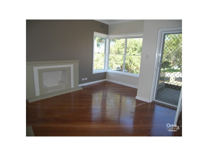 11 Kilkee Avenue, Kingsgrove NSW 2208