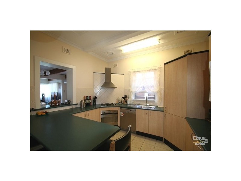 30 Railway Parade, Penshurst NSW 2222