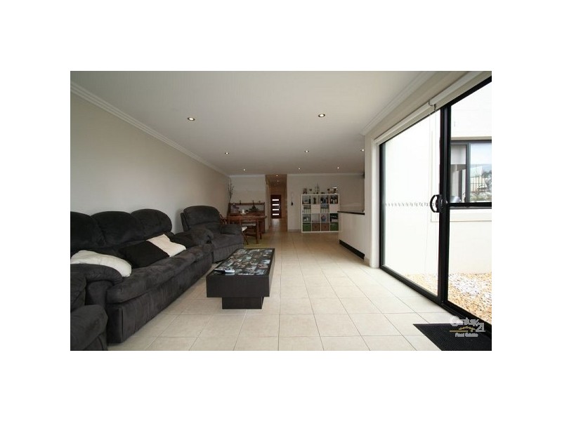 29 or 29a Curtis Avenue, Taren Point NSW 2229