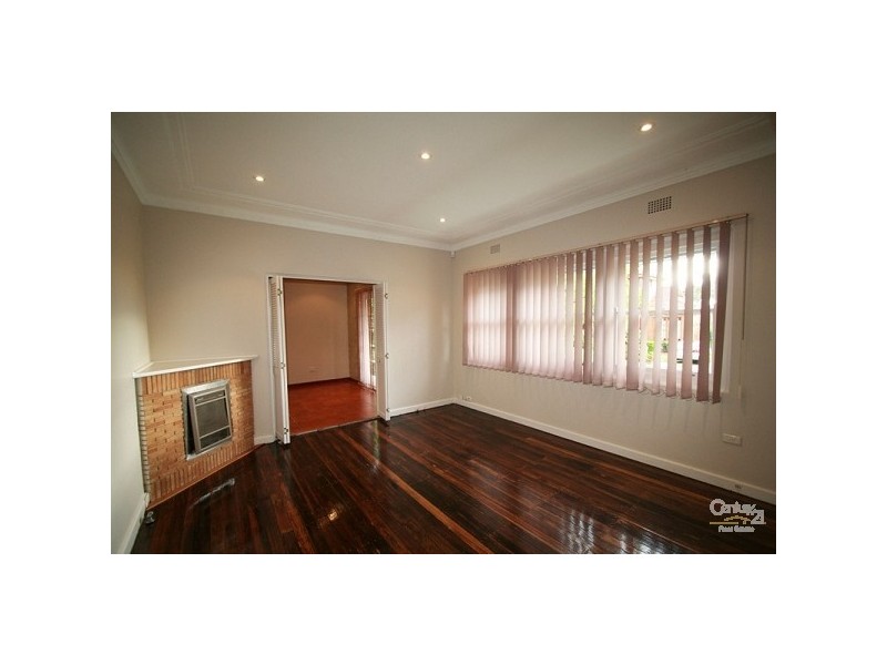 3 MacDonald Cresent, Bexley North NSW 2207